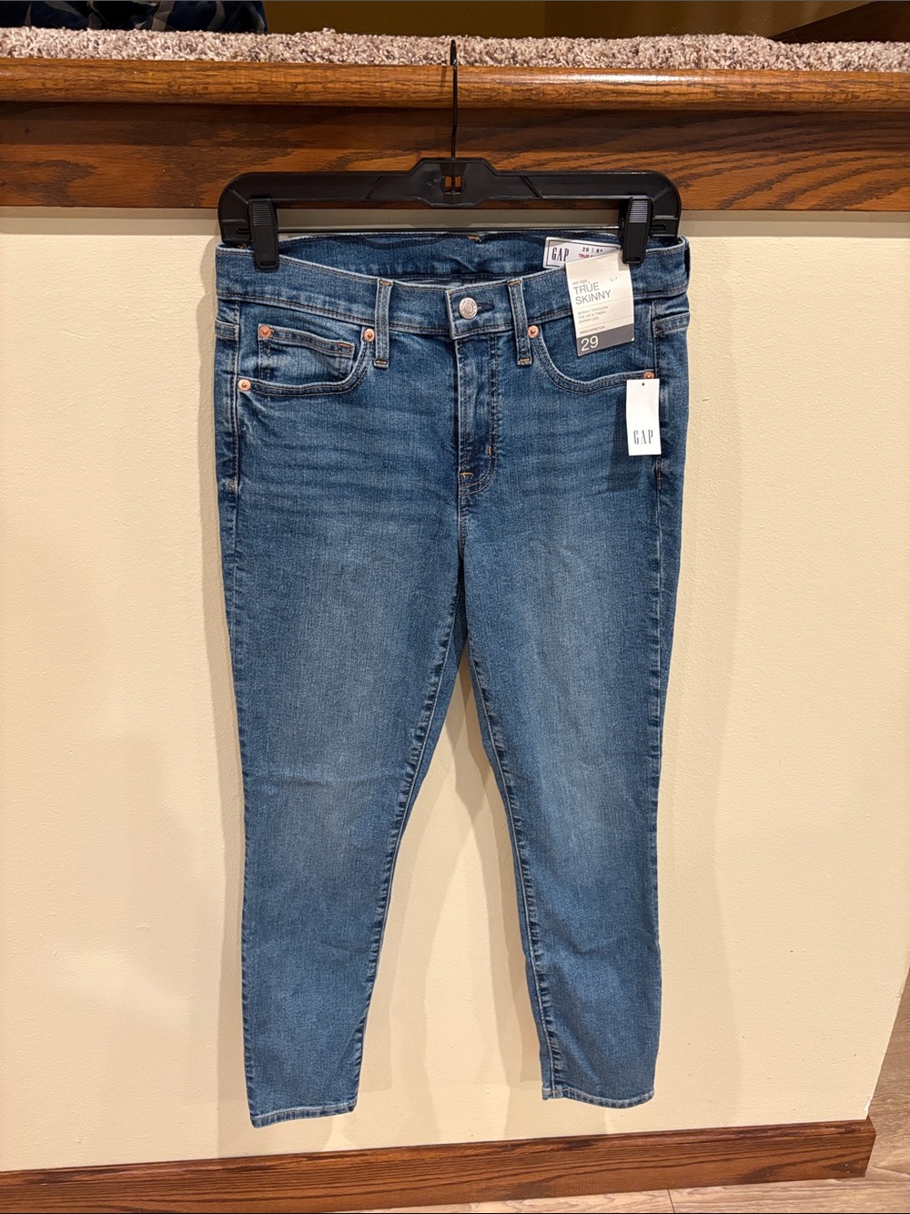 GAP True Skinny Mid Rise